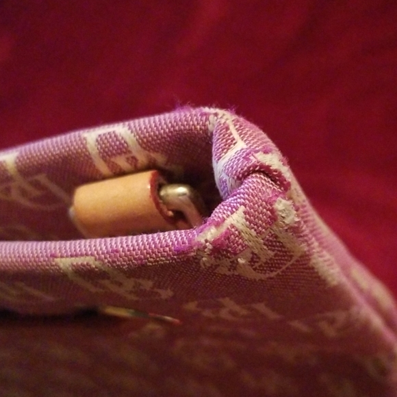 💙2xHP💙 D&B Signature Logo Canvas Tassel Hand Tote - Picture 9 of 9